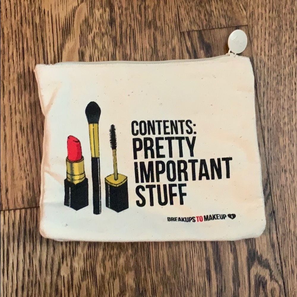 Small makeup bag/pouch